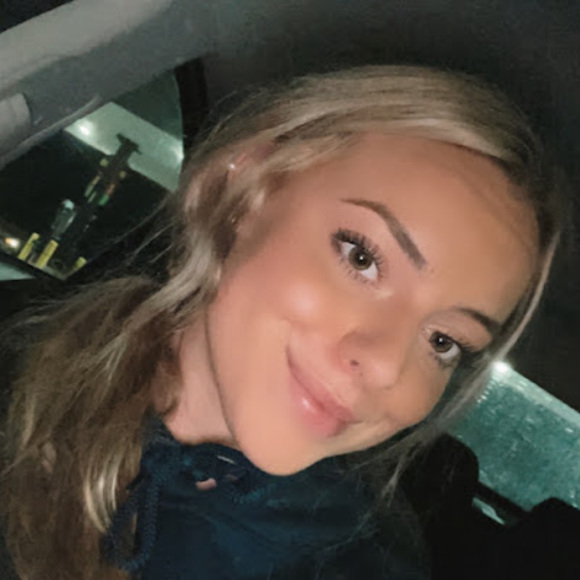 Meet your Posher, Rachel - Picture 1 of 1